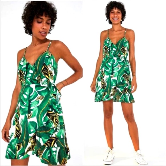 FARM Rio Max Amazonia Wrap Summer Dress Size XS - Picture 2 of 6